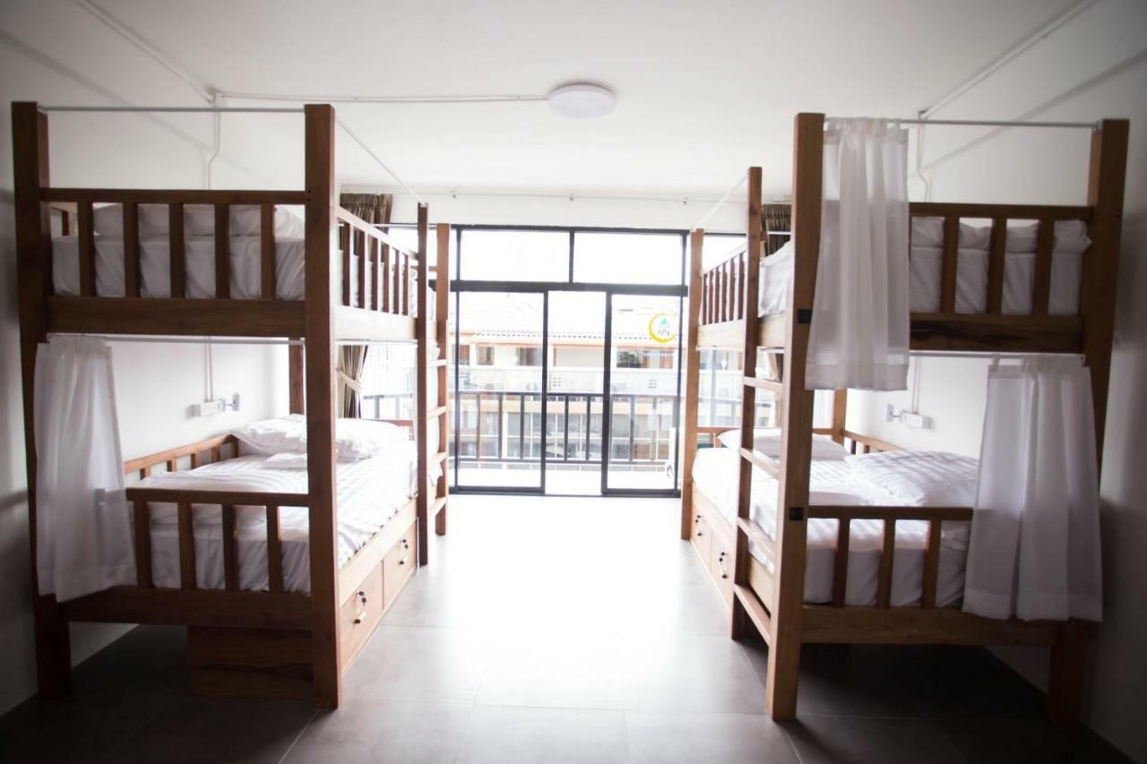 Yha Thapae Station Hostel Chiang Mai Exterior photo
